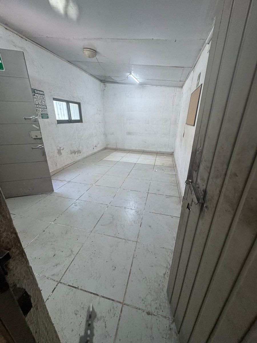 Bodega comercial en Las Liebres, Tlaquepaque, foto 3 de 4