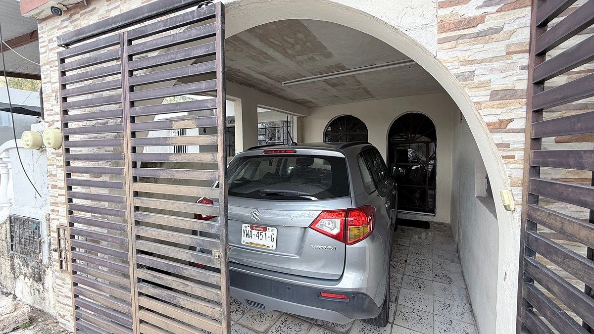 House in Jose Maria Iturralde, Mérida, photo 24 of 24
