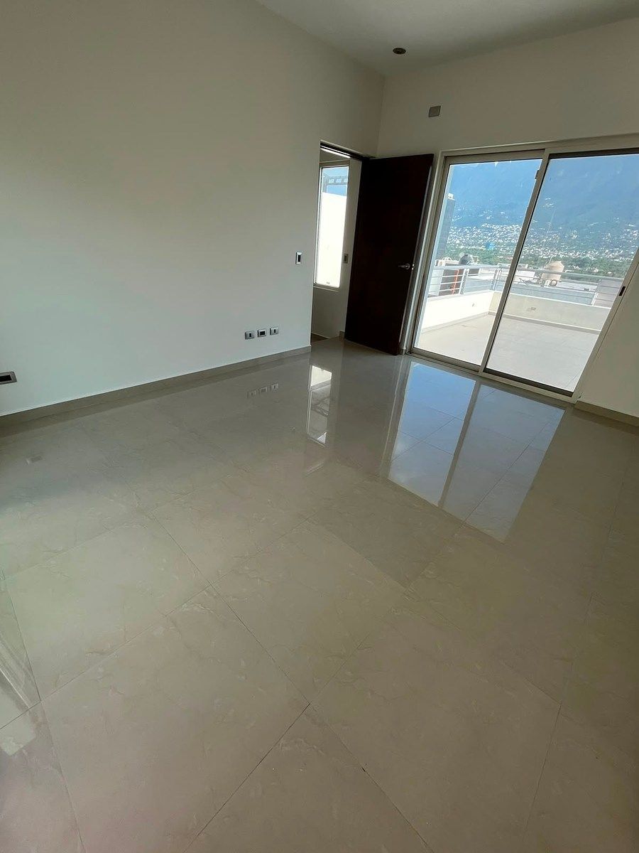 House in Colinas del Valle, Monterrey, photo 6 of 15