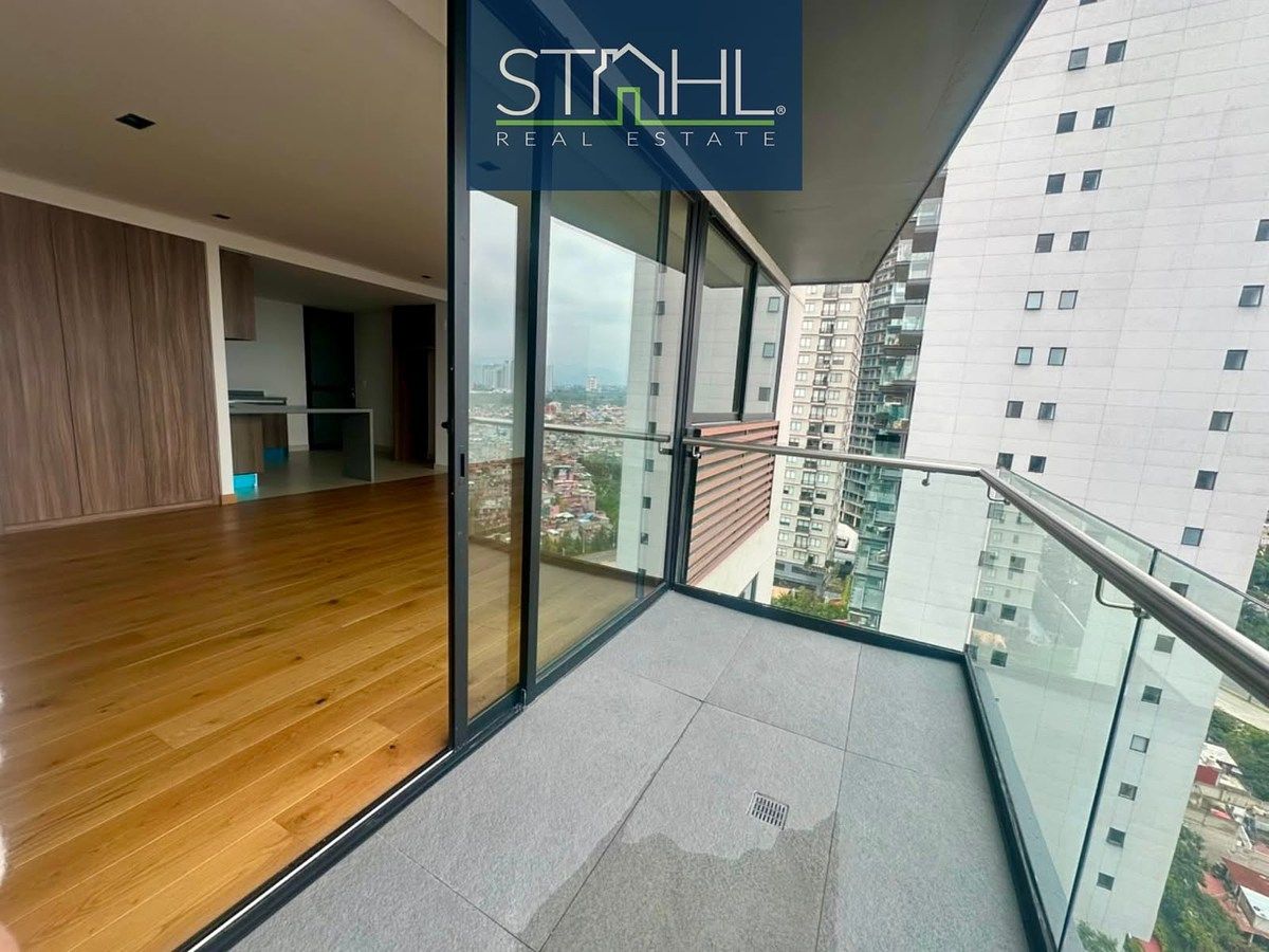 SPACIOUS APARTMENT WITH TERRACE IN TECAMACHALCO, photo 1 of 15