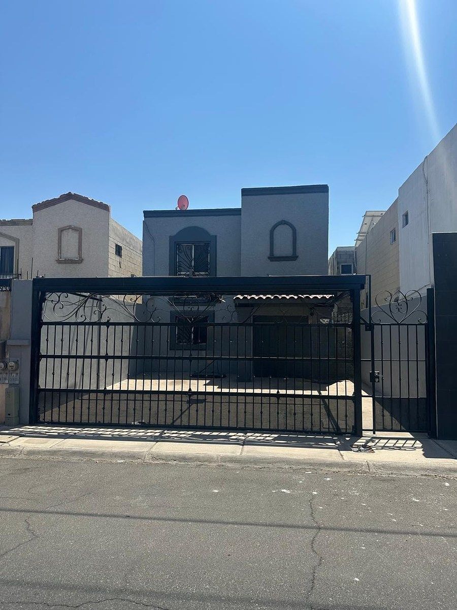 Se vende casa en Santo Domingo (Mexicali, B.C)