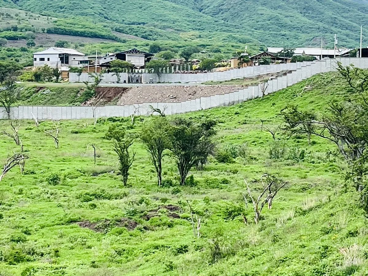 Terreno Comercial e Industrial en Venta o Renta en El Rancho, San Agustín Acasag, foto 1 de 17