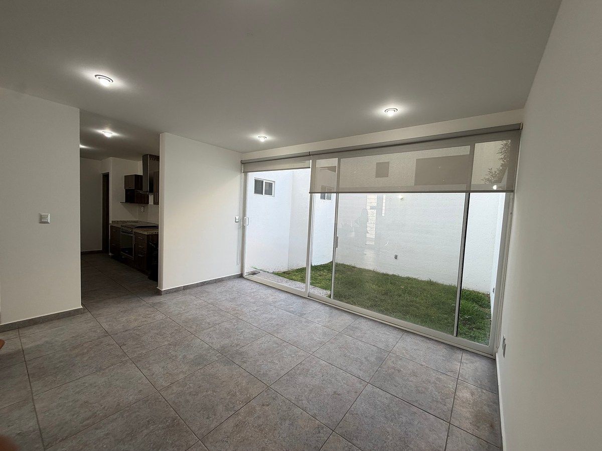 House in Gated Community in Zibatá, El Marqués, photo 2 of 45