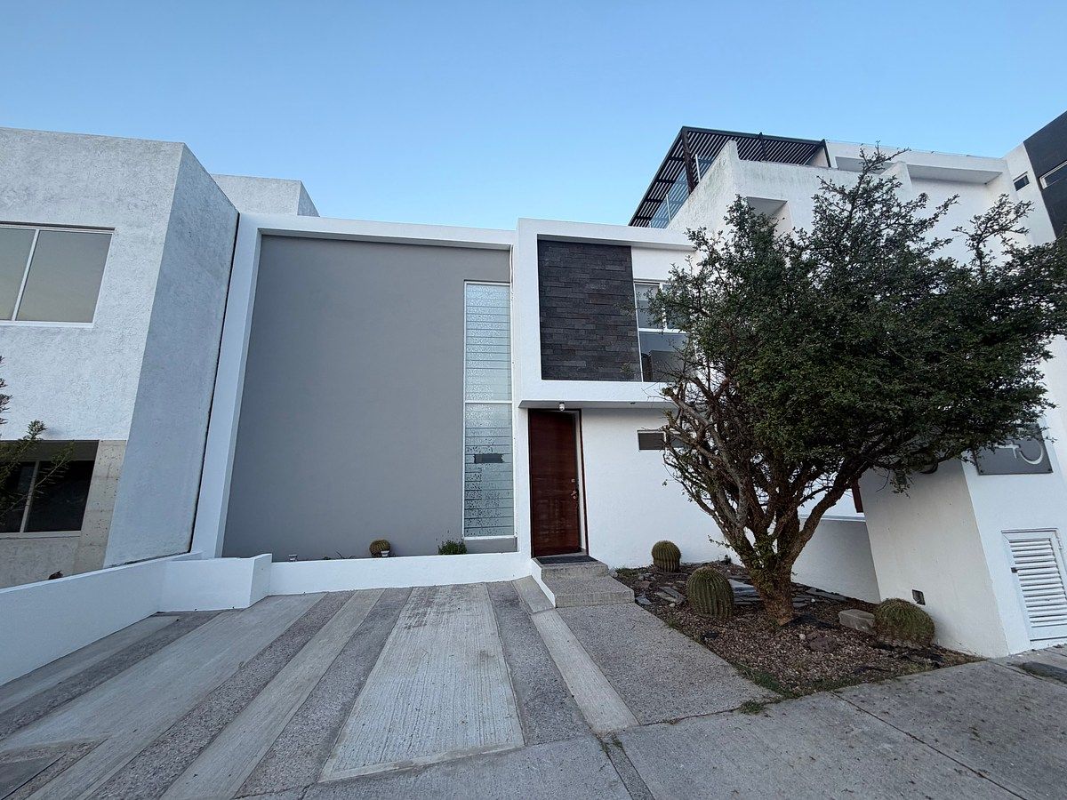 🏡 House for Rent in Acacia, Zibatá, photo 1 of 45