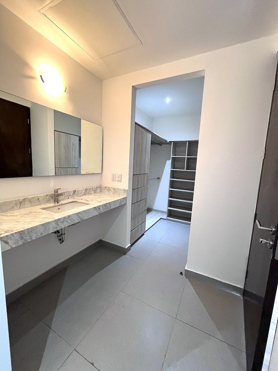 Apartment in Zona Loma Larga Oriente, San Pedro Garza García, photo 18 of 22