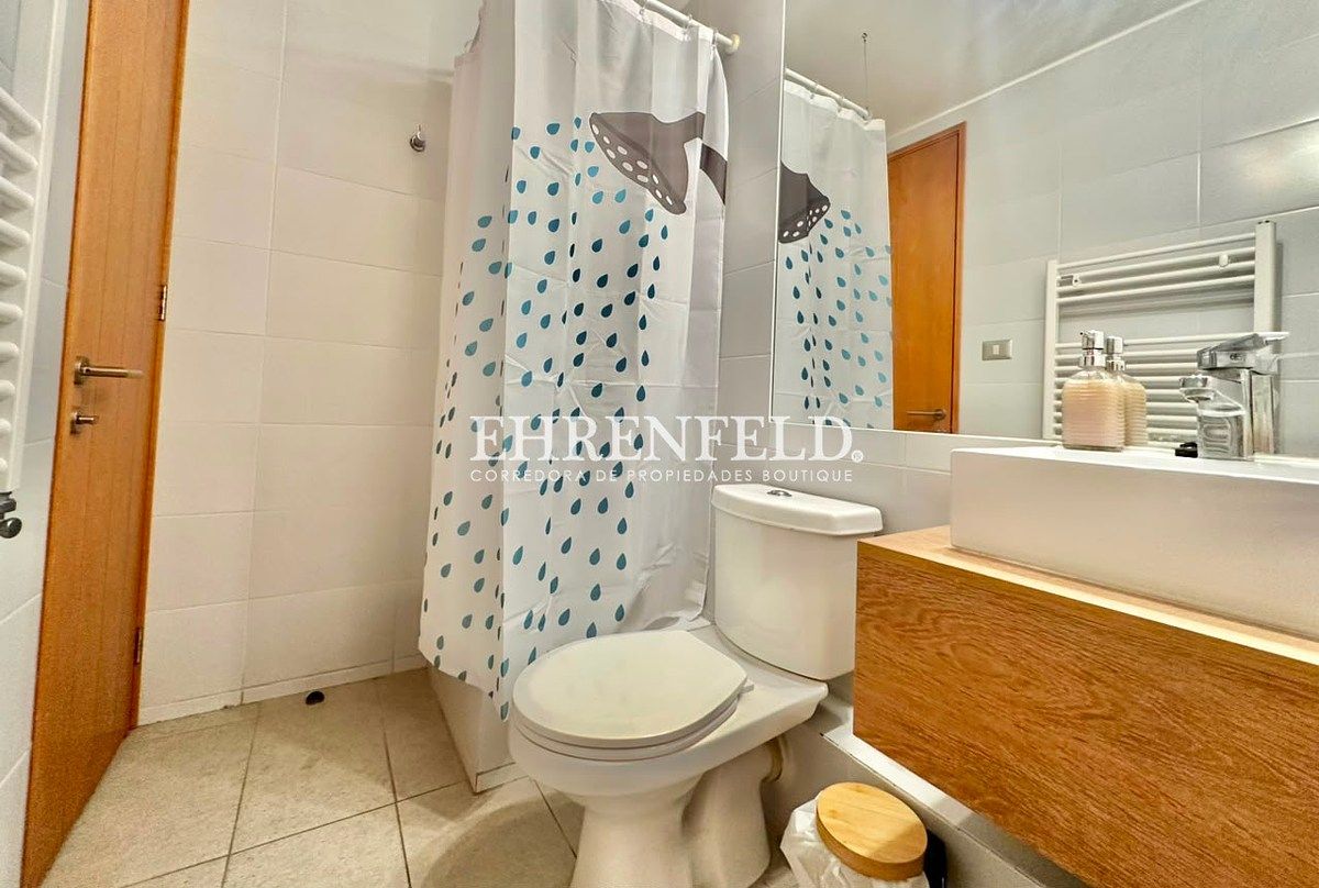 Baño de visitas., foto 14 de 30