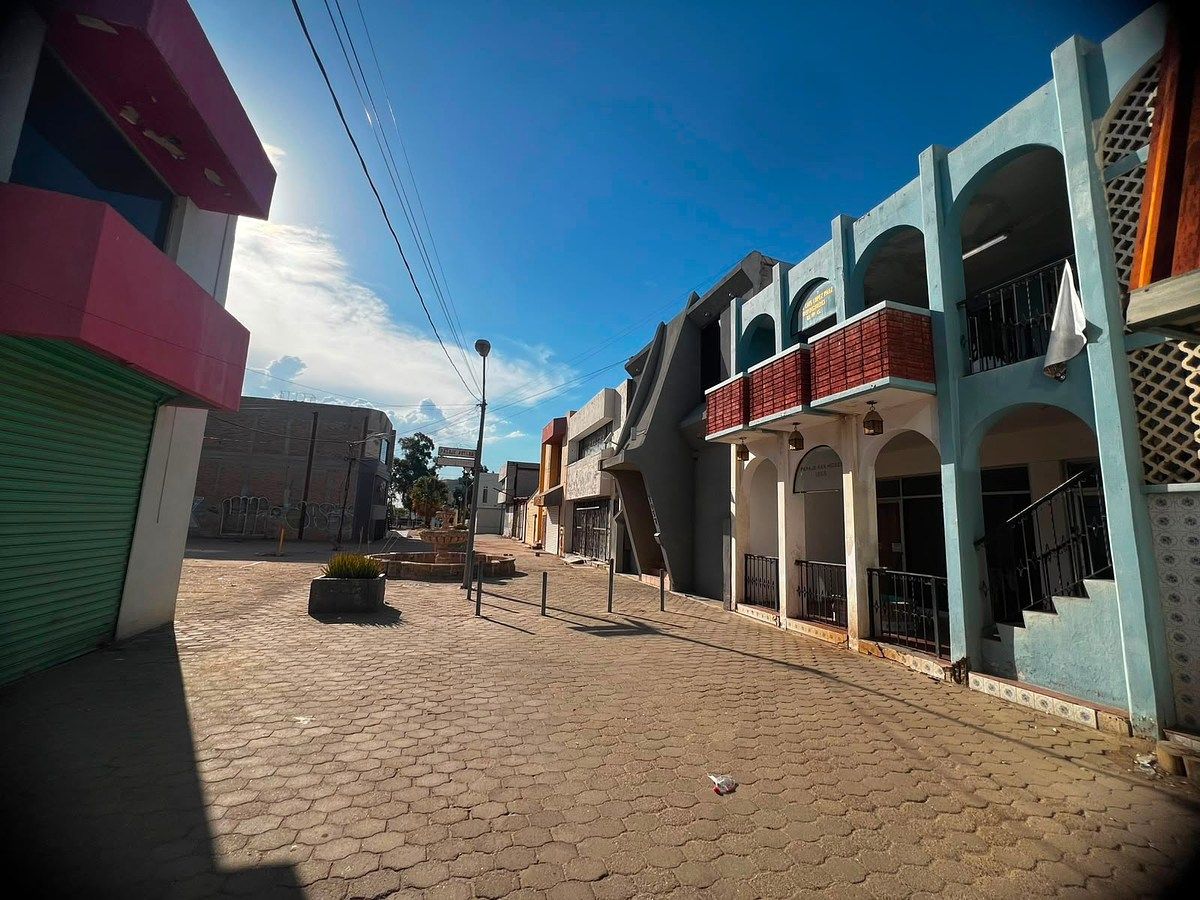 Building in Centro Cívico, Mexicali, photo 5 of 9