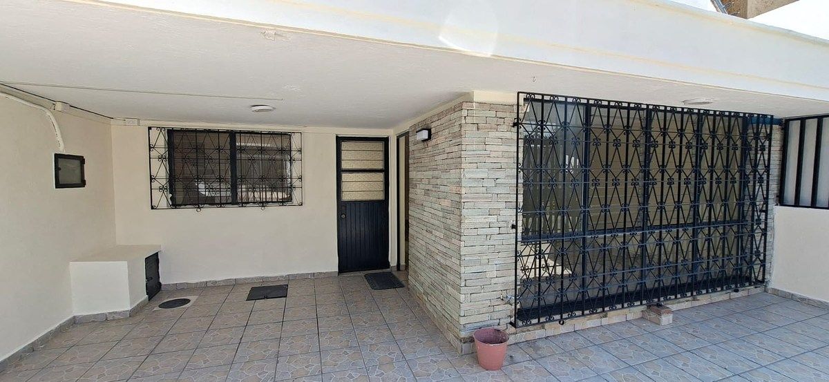 Casa em Jardines Alcalde, Guadalajara, foto 3 de 33