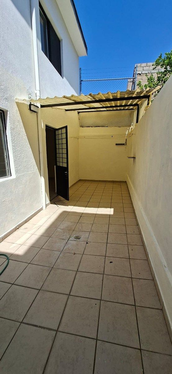 Casa em Jardines Alcalde, Guadalajara, foto 31 de 33