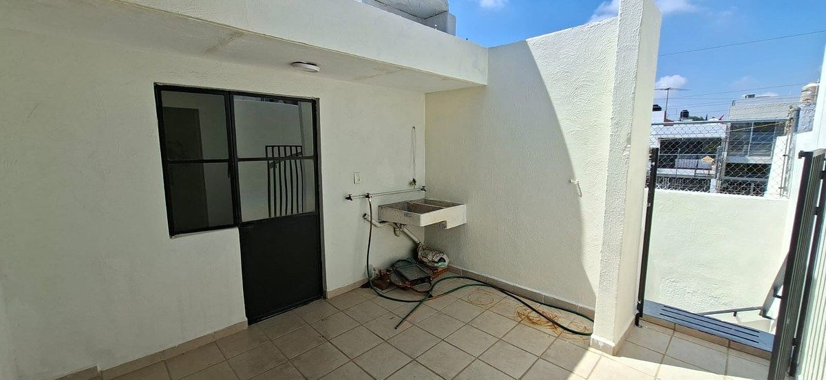 Casa em Jardines Alcalde, Guadalajara, foto 21 de 33