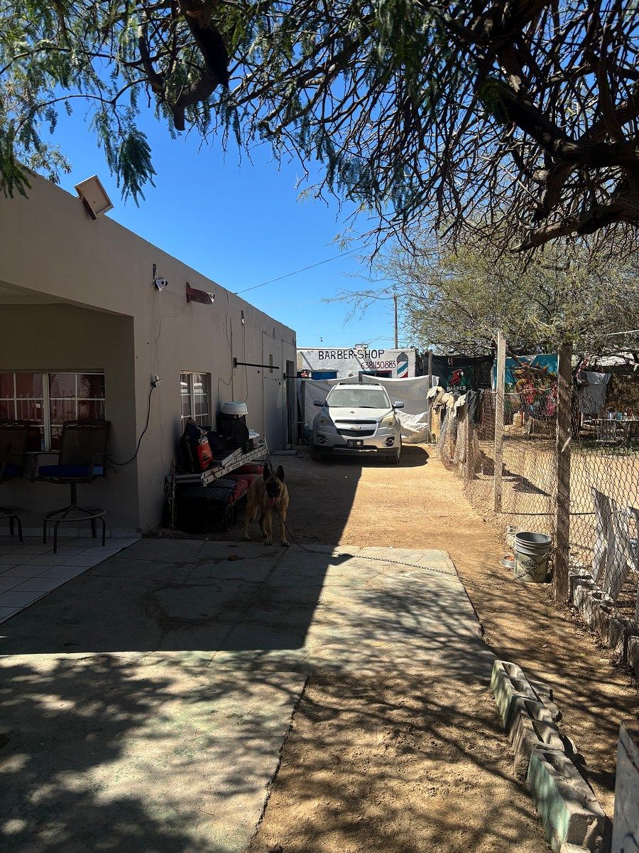 Casa ampla de 416 m2 com apartamentos adicionais em Puerto Peñasco, foto 1 de 9
