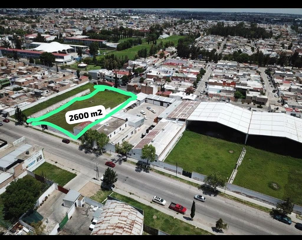 Terreno à Venda | 2.660 m² | C. Salvador Quezada Limon, foto 1 de 13