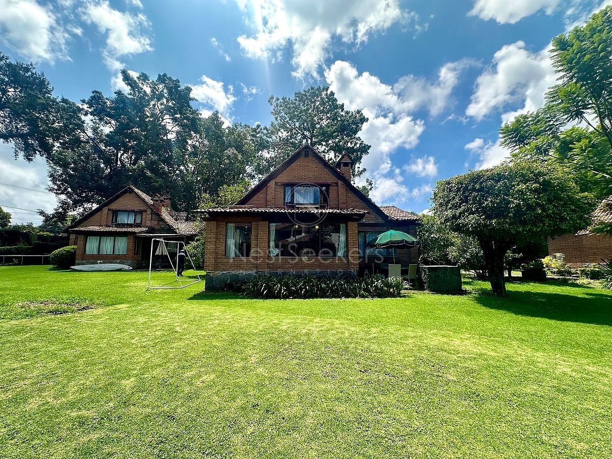 Casa en venta en el centro e Avandaro, foto 1 de 26