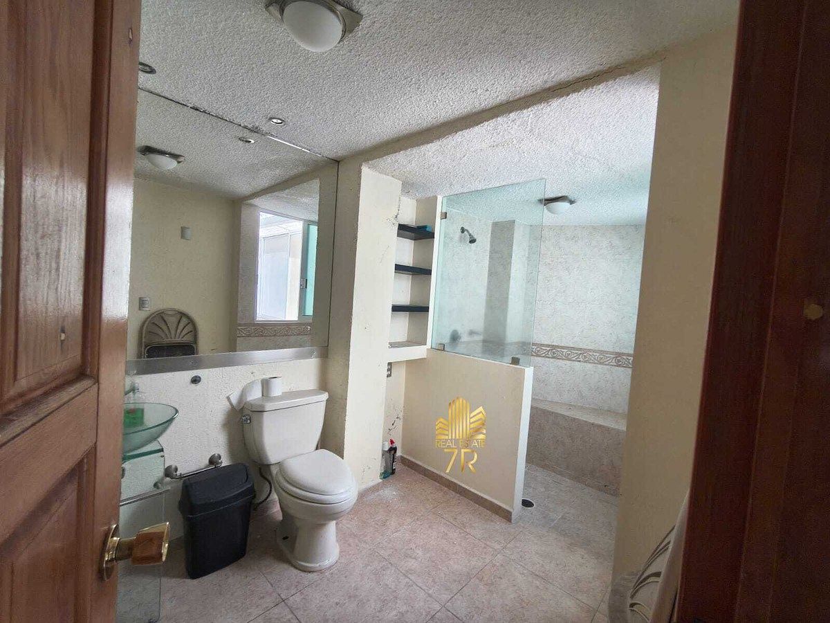 Baño principal, foto 7 de 22