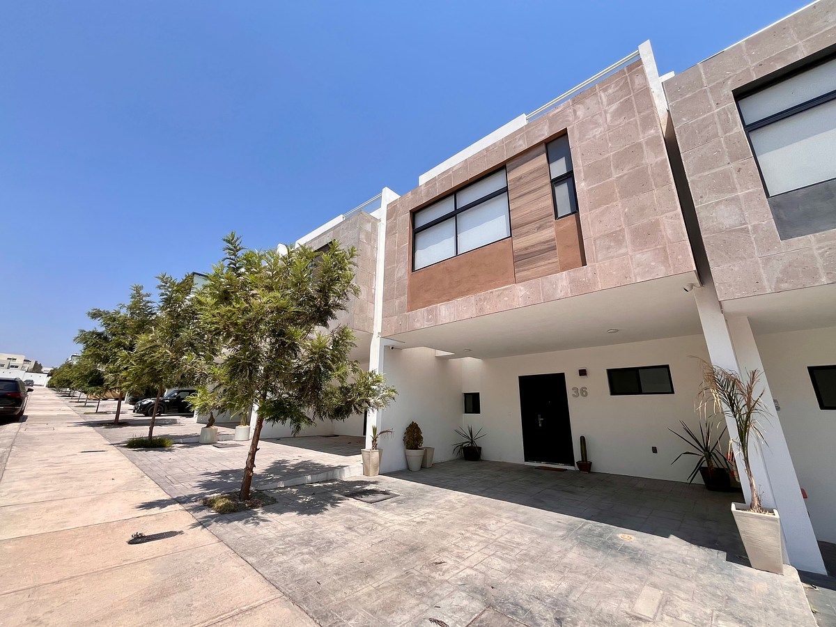 CASA AMUEBLADA Y EQUIPADA, 3 RECÁMARAS, ROOF GARDEN Y MÁS! ZIBATÁ, Qro., foto 1 de 18
