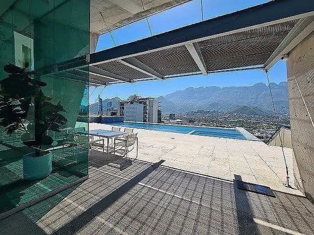 Apartamento em Zona Loma Larga Oriente, San Pedro Garza García, foto 2 de 27