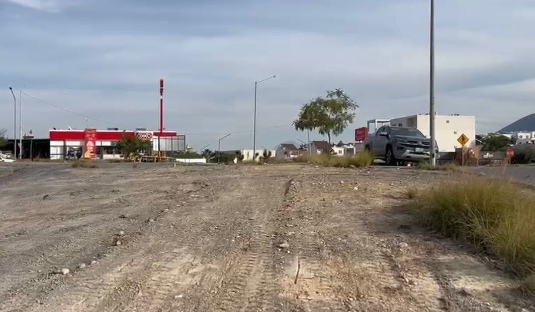 TERRENO RESIDENCIAL OU COMERCIAL, foto 1 de 5