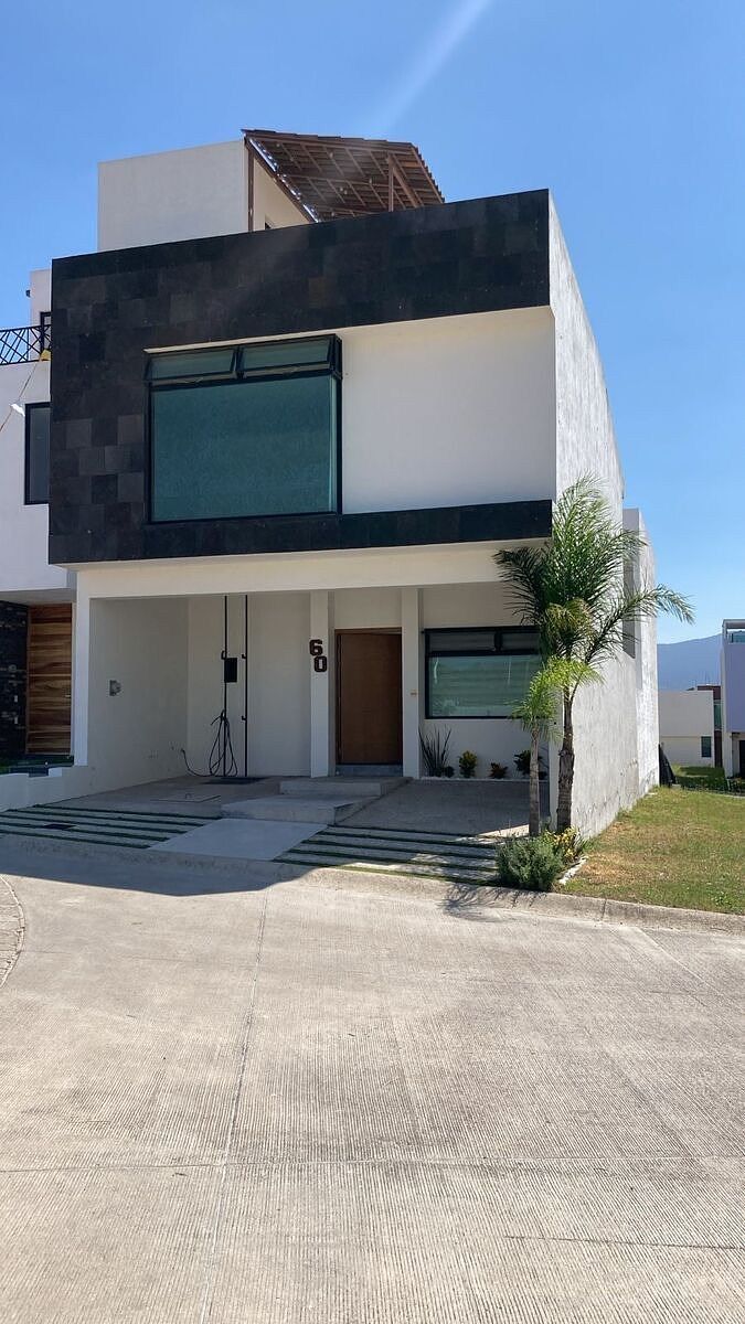 CASA À VENDA EM SENDEROS DE MONTEVERDE TLAJOMULCO, foto 1 de 32