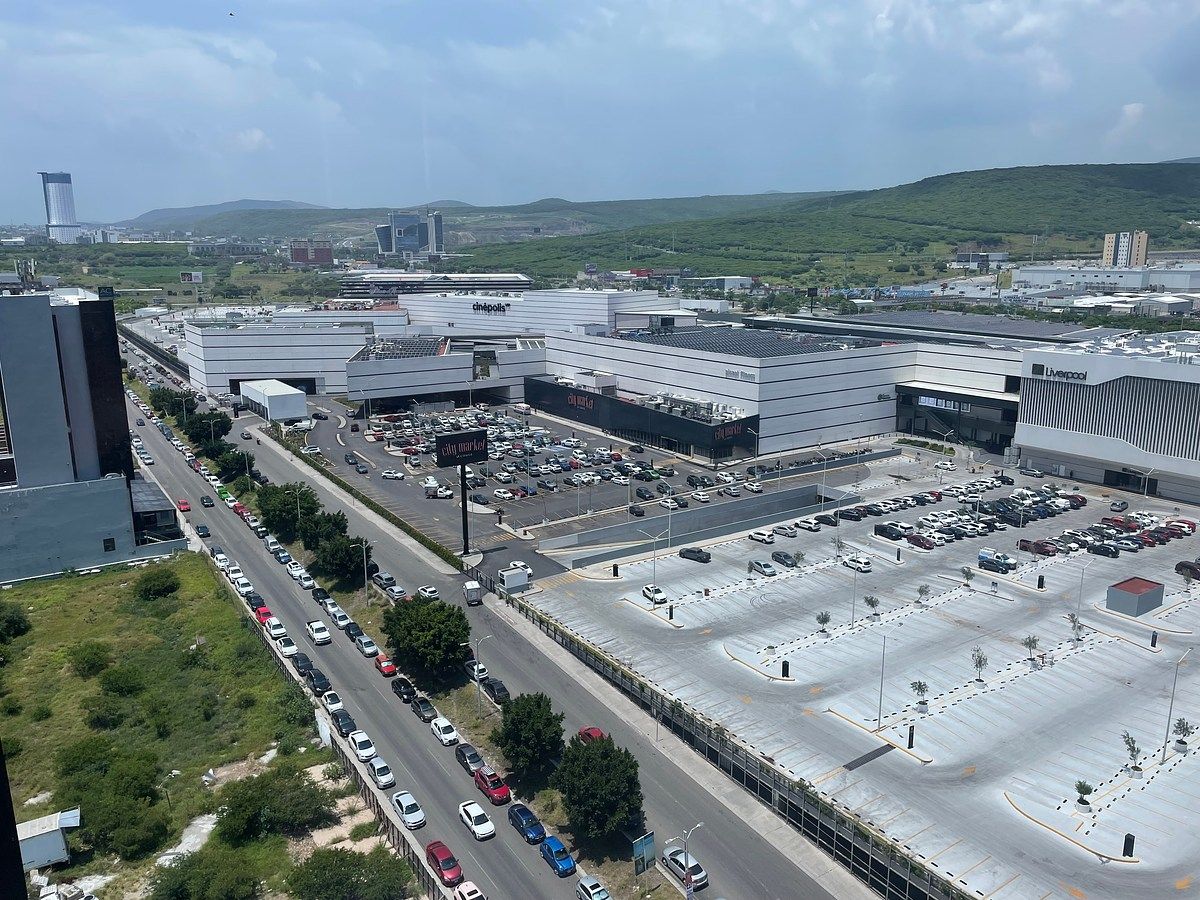 Sala Comercial em Jurica, Querétaro, foto 3 de 12