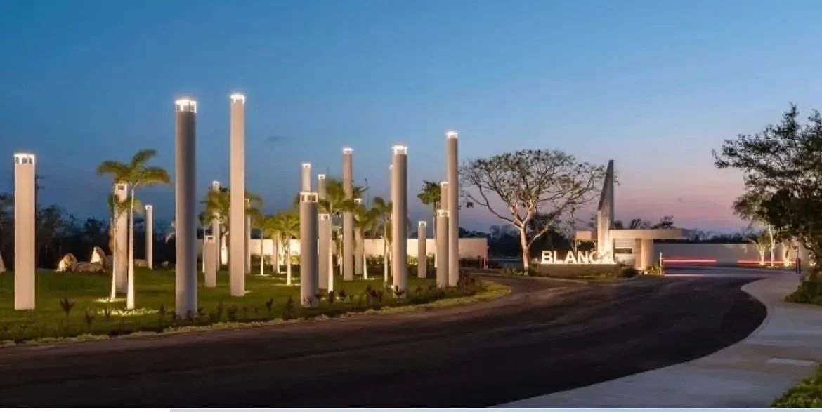 LOTE À VENDA EM PRIVADA RESIDENCIAL COM AMENIDADES, AO NORTE DE MERIDA, foto 1 de 18