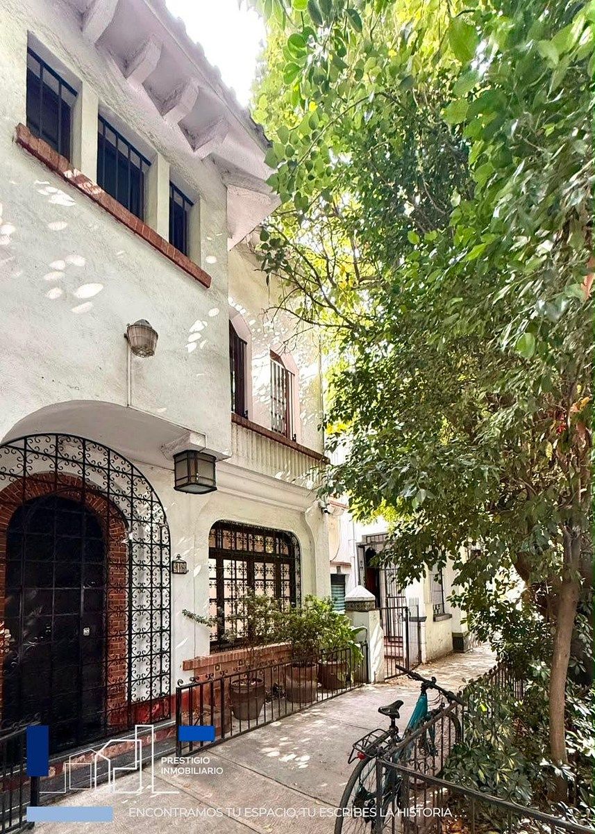 RENTAL HOUSE WITH LAND USE IN LA CONDESA, photo 1 of 29