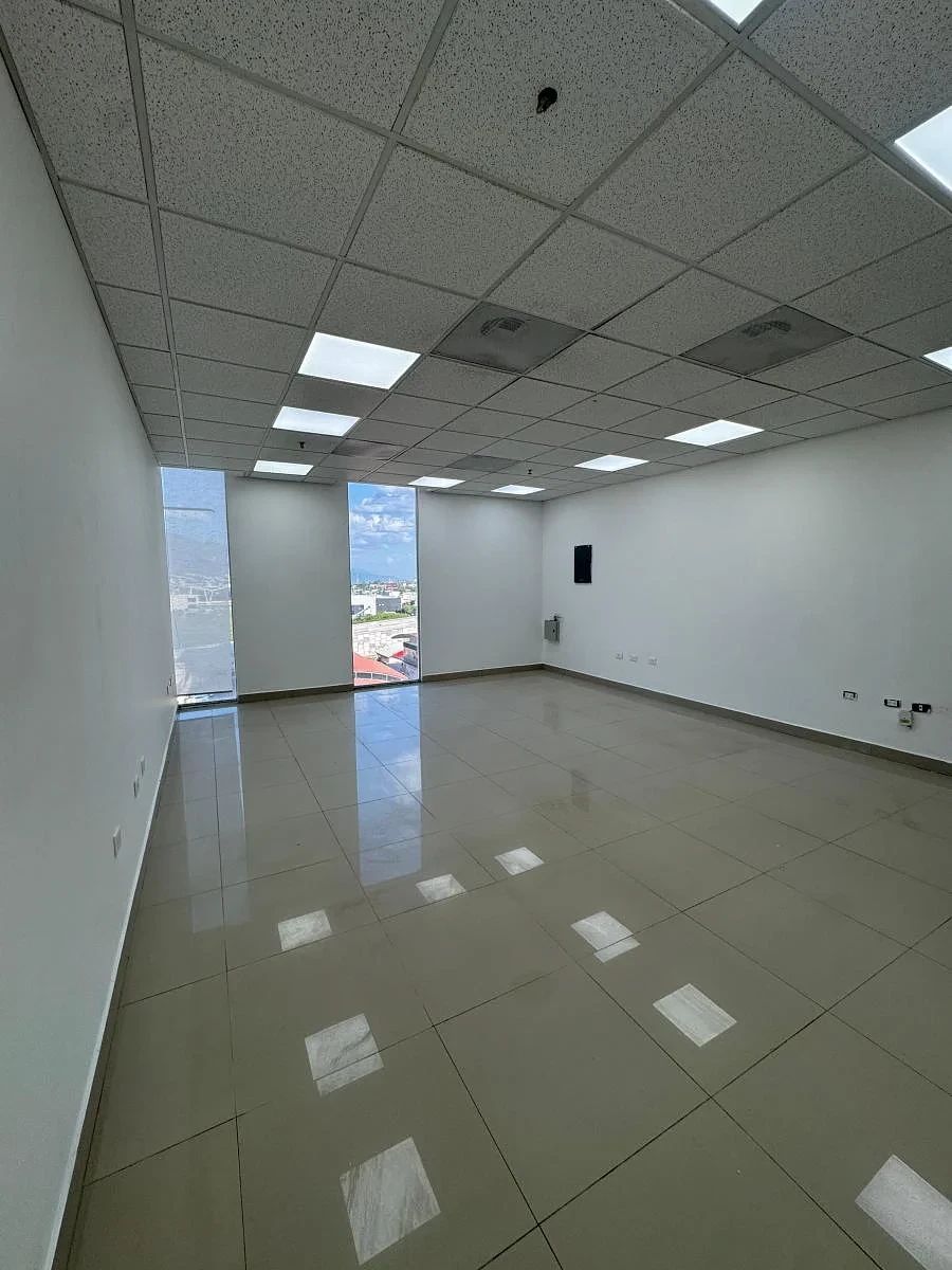 Oficina en Villas la Rioja, Monterrey, foto 3 de 9