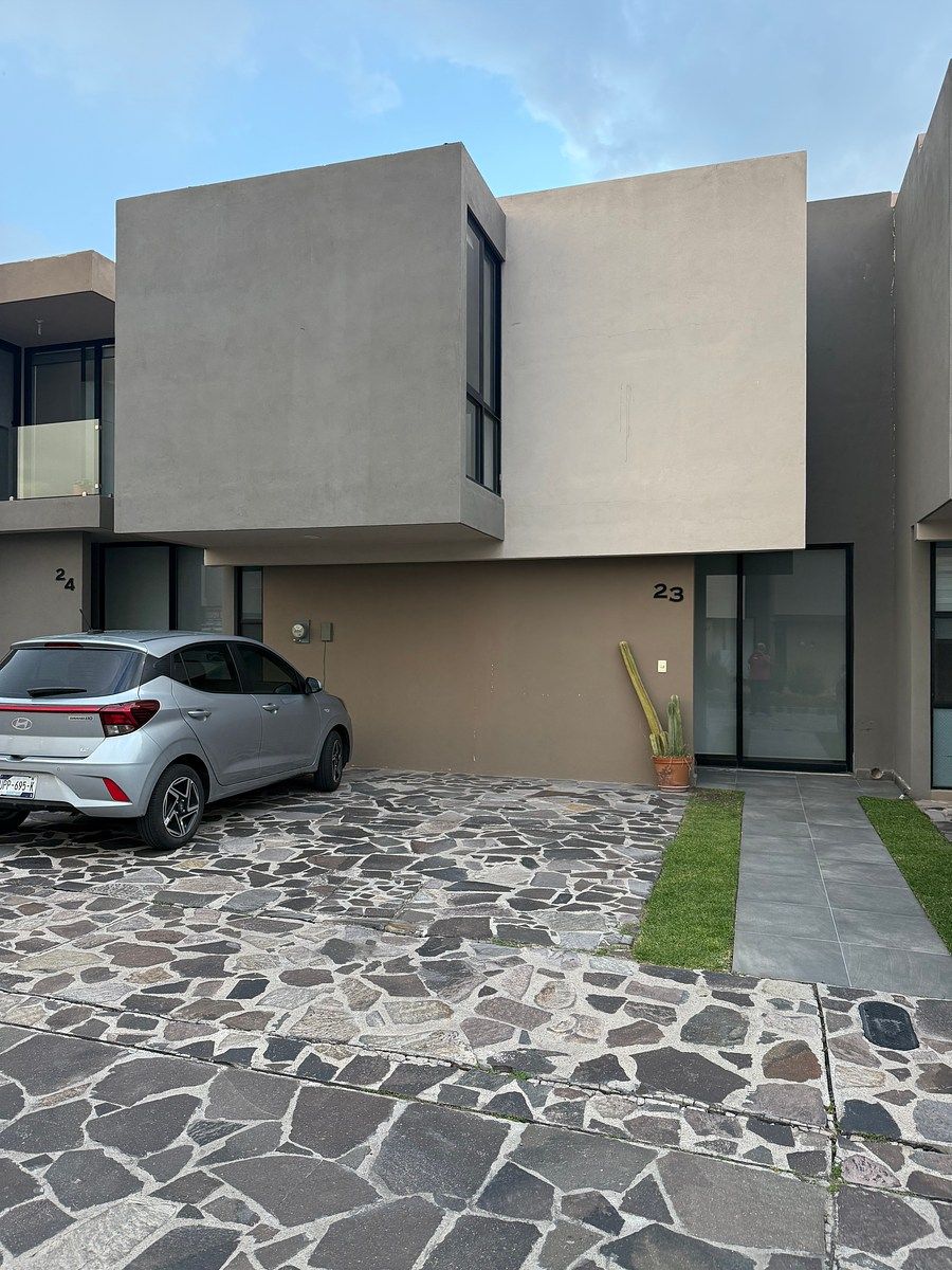 Casa para Aluguel no condomínio Metrópolis El Refugio Querétaro, foto 1 de 16