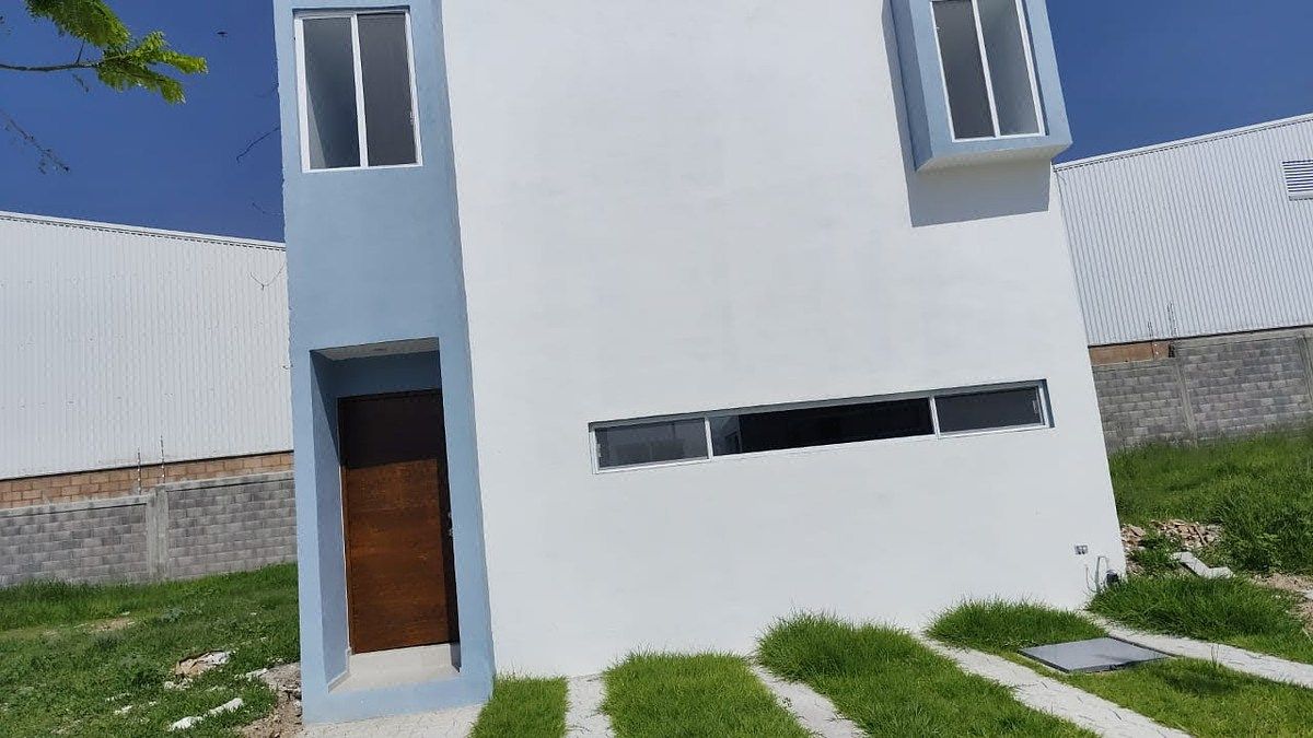 Casa nueva en renta en Torrenza, foto 1 de 14