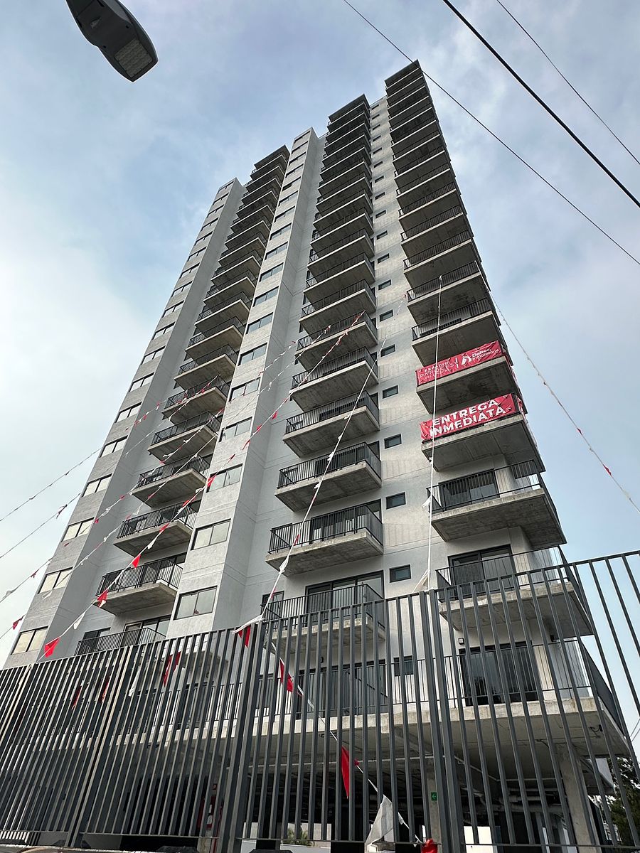 Apartamento tipo loft para alugar muito perto da Plaza Patria, foto 1 de 13