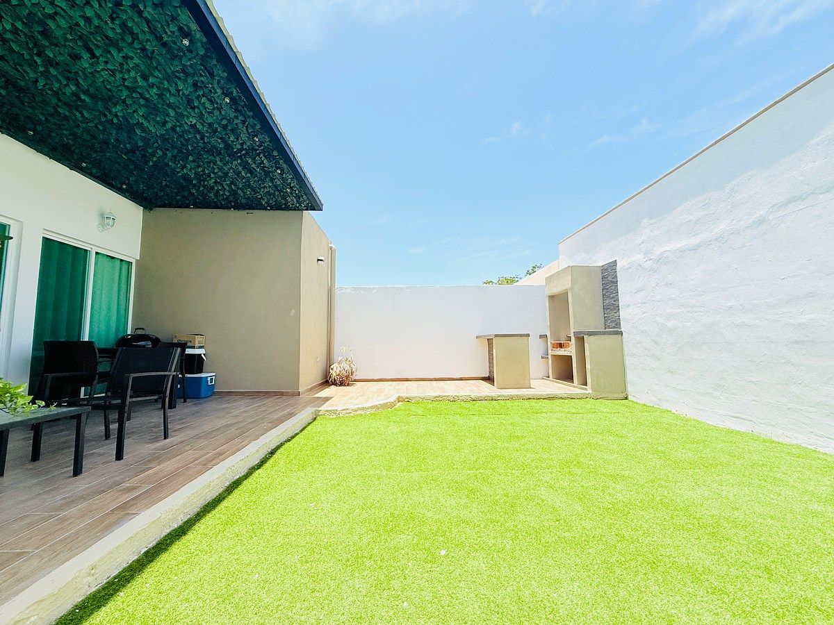 House in Gran Santa Fe, Mérida, photo 2 of 10