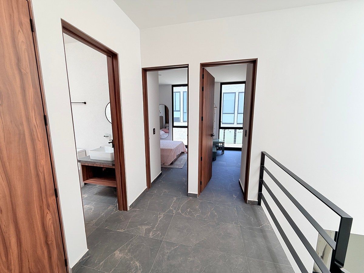 House in Gated Community in Fraccionamiento Real de Valdepeñas, Zapopan, photo 13 of 22
