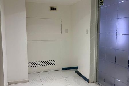 Escritório para Aluguel | Torre WTC | 40 m² | Banheiro Privado