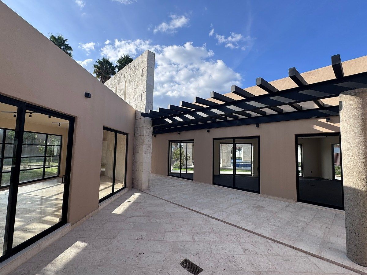 Lote em Balcones de Juriquilla, Querétaro, foto 10 de 18