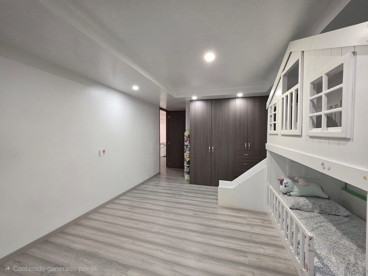 House in Gated Community in Bosque Esmeralda, Atizapán de Zaragoza, photo 11 of 30