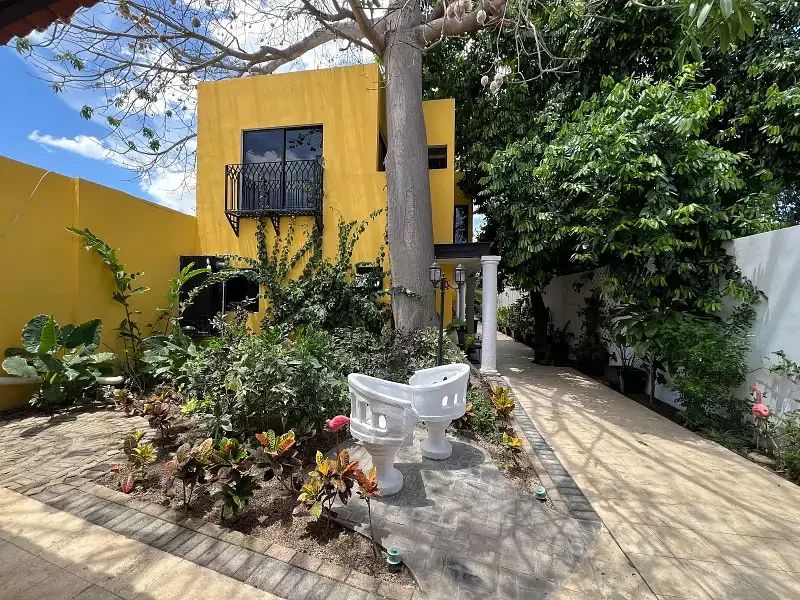 A PRIVATE OASIS, photo 1 of 50