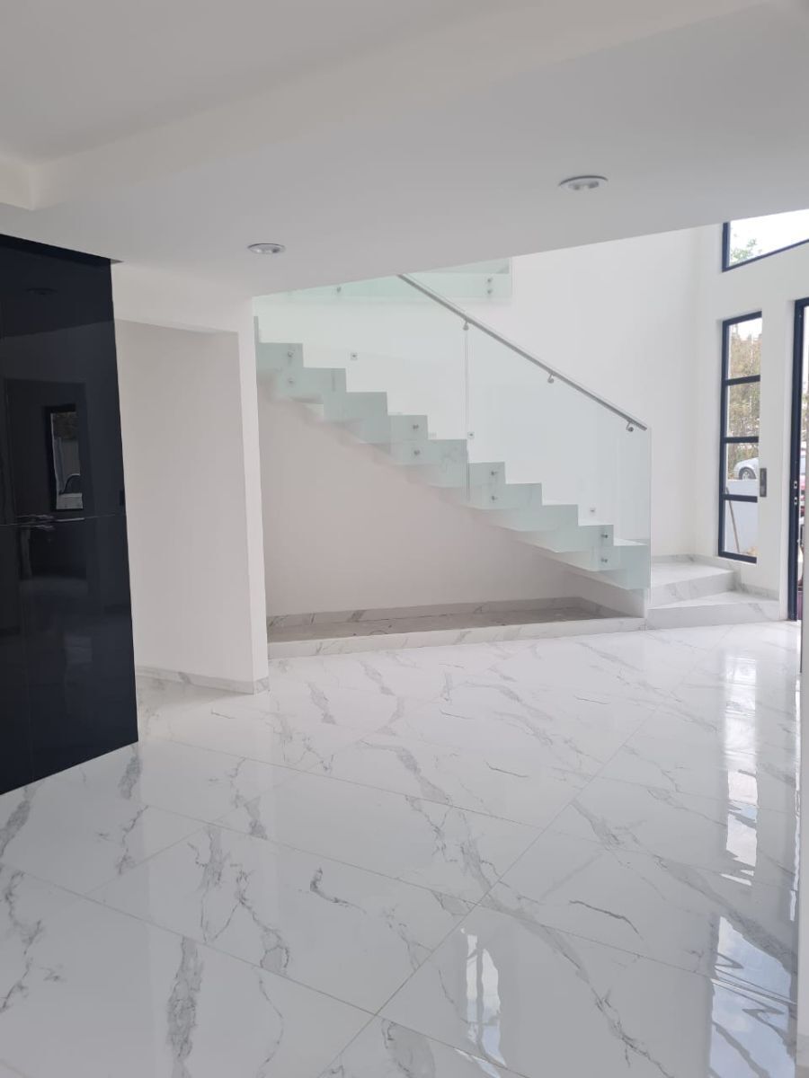 House in Bosque Real, Huixquilucan, photo 5 of 23