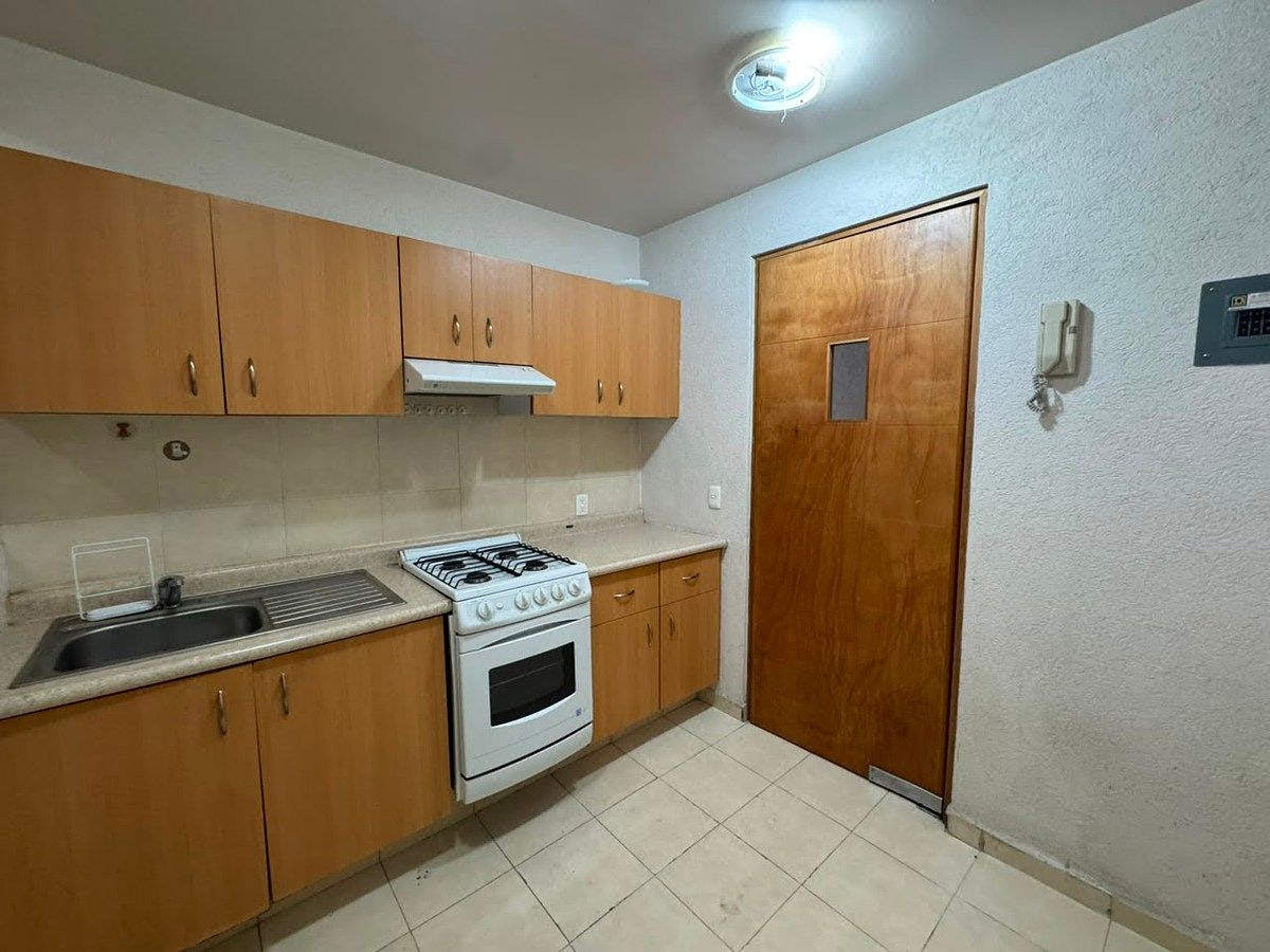 Apartment in San Rafael, Cuauhtémoc, photo 6 of 20