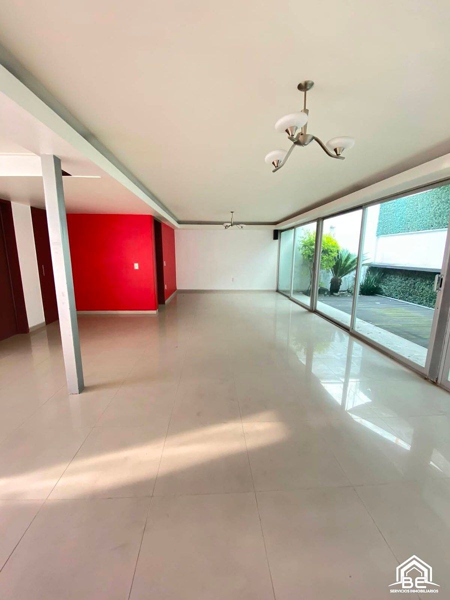 House in Ciudad Satélite, Naucalpan de Juárez, photo 3 of 36