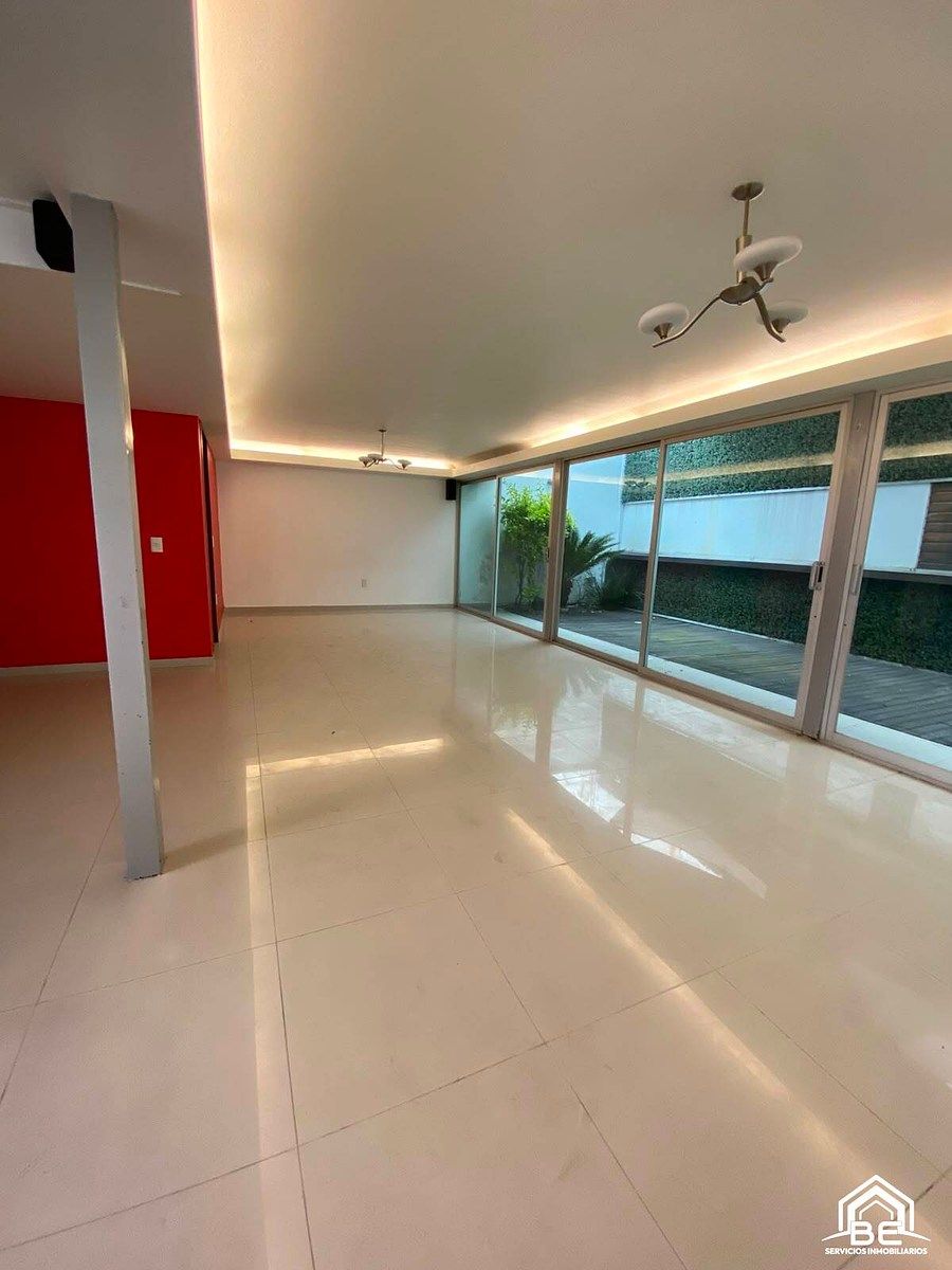 House in Ciudad Satélite, Naucalpan de Juárez, photo 6 of 36
