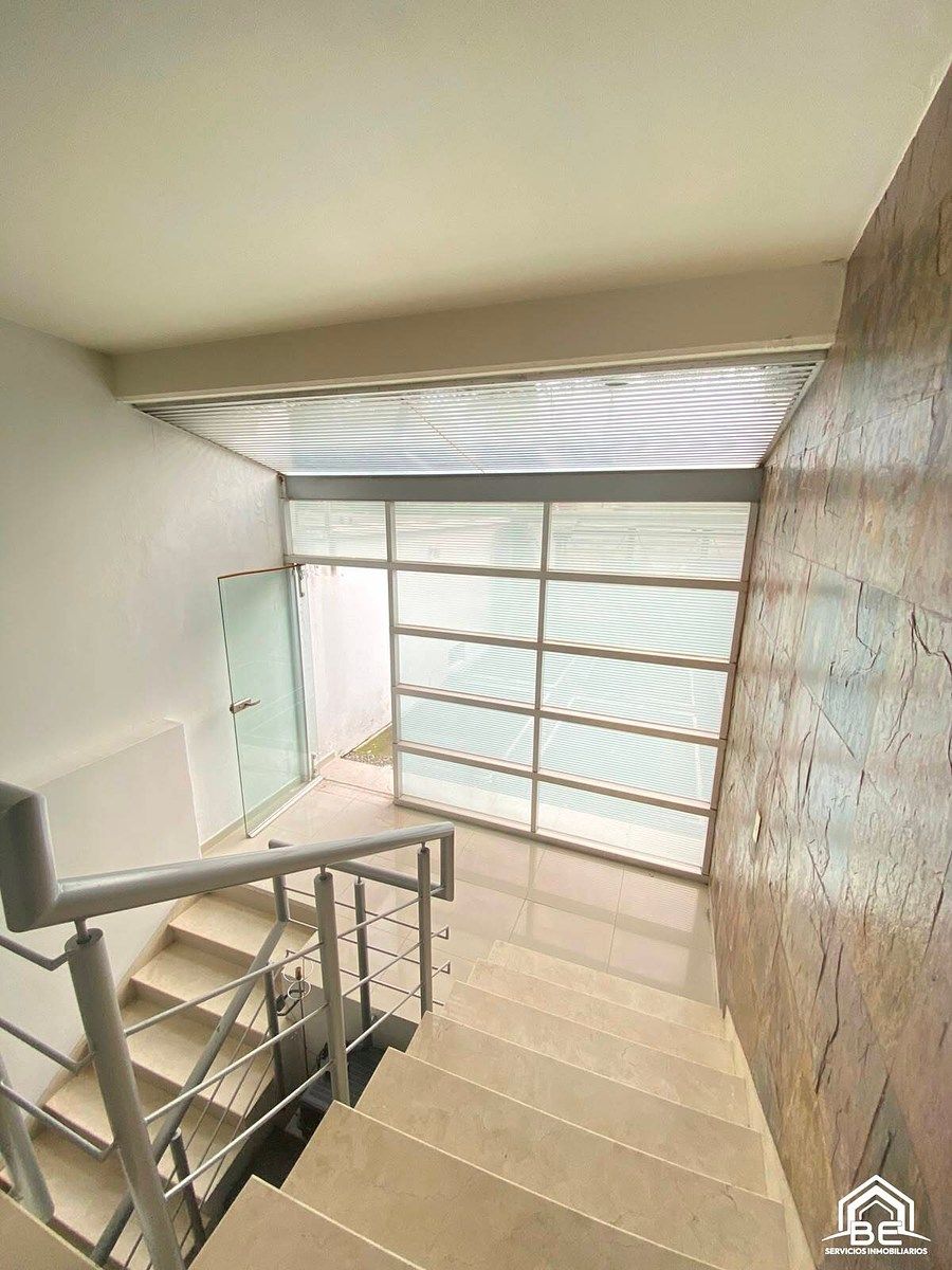 House in Ciudad Satélite, Naucalpan de Juárez, photo 15 of 36