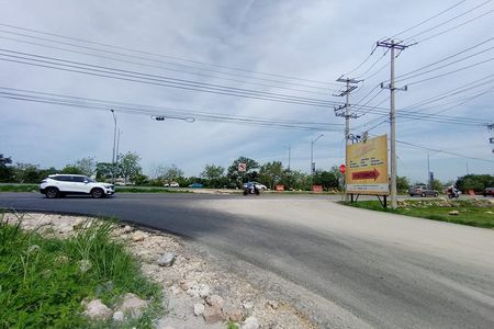ALUGUEL DE PRÉDIO PARA ESCRITÓRIOS, ESCOLA, ARMAZÉNS, ENTREGA DE PACOTES $70,000.
