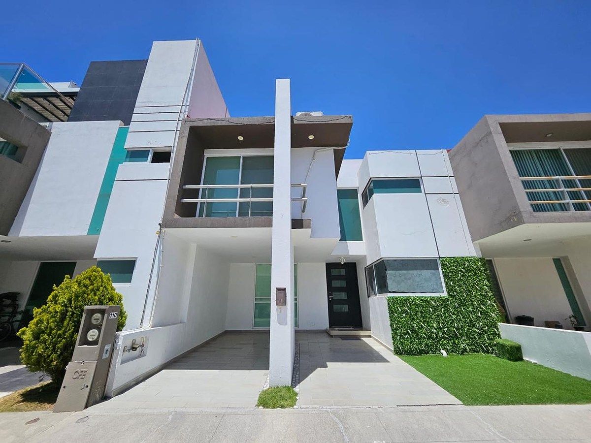 Sale of House in Santa Monica Pachuca, photo 1 of 36
