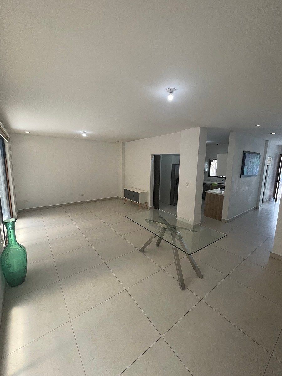 House in Cerradas de Rinconada, Apodaca, photo 4 of 17