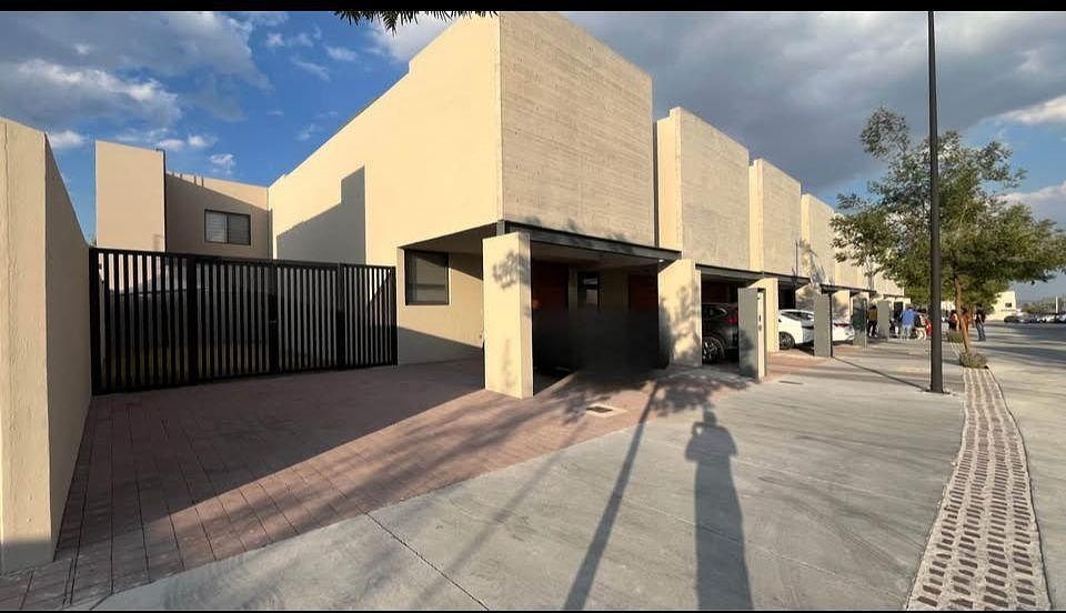 House in Gated Community in Zákia, El Marqués, photo 2 of 11