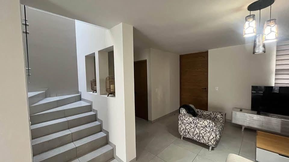 House in Gated Community in Zákia, El Marqués, photo 3 of 11