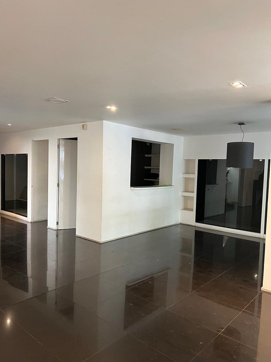 Retail Space in Polanco V Sección, Miguel Hidalgo, photo 2 of 9
