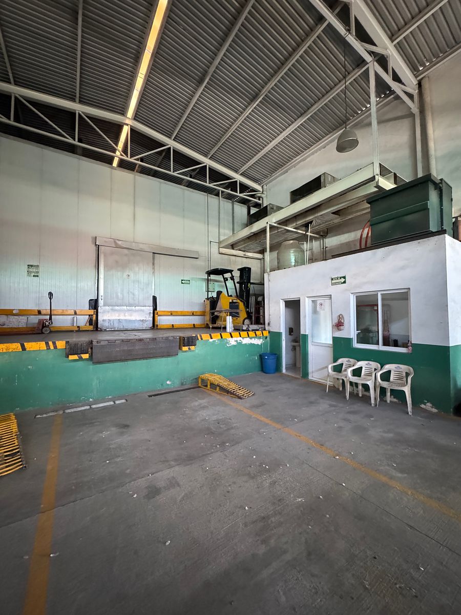 Armazém com Câmara de Congelamento - Refrigeração para Aluguel | La Tijera, Zapopan, foto 1 de 9