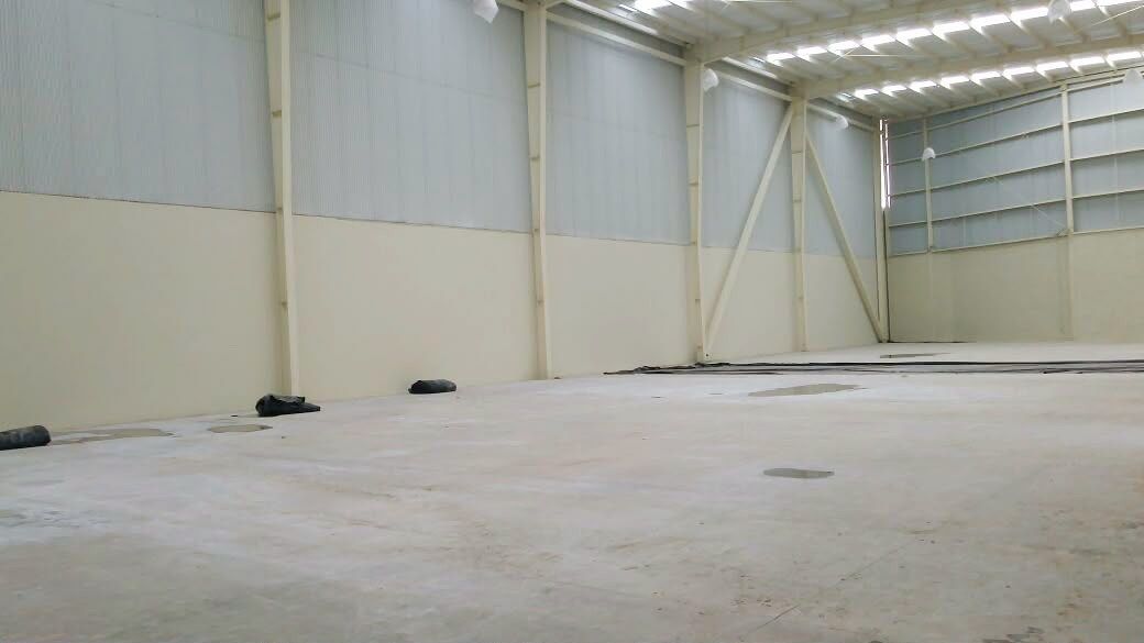 Commercial Storage Unit in Parques Santa Cruz Del Valle, Tlaquepaque, photo 2 of 4