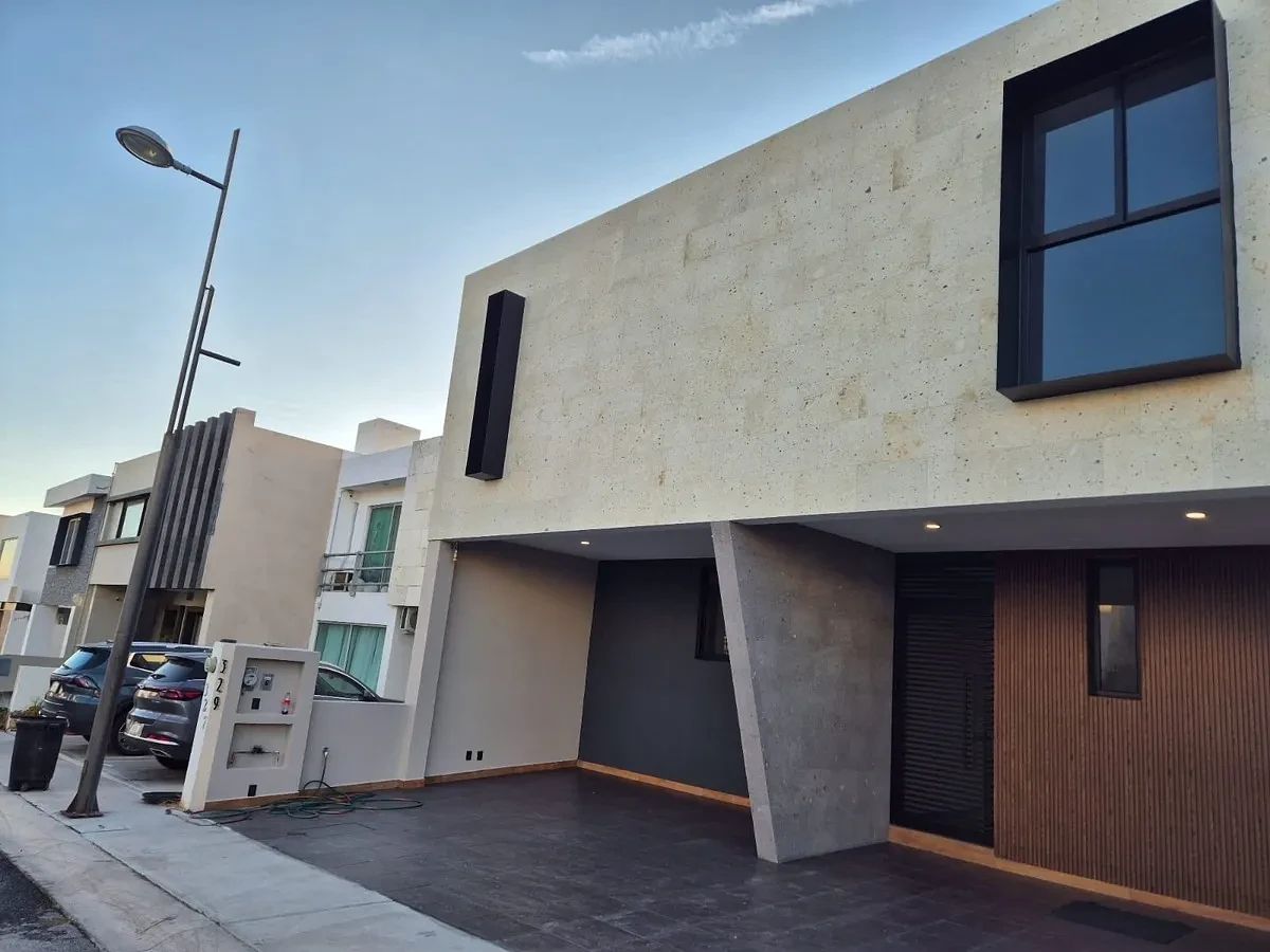 Casa en condominio en Lomas de Juriquilla, Querétaro, foto 2 de 34