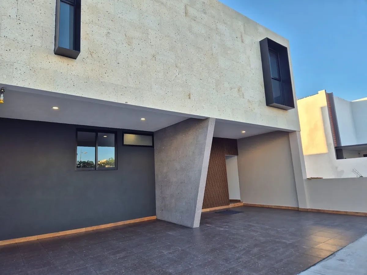 CASA MYKONOS EN VENTA EN LOMAS DE JURIQUILLA, foto 1 de 34